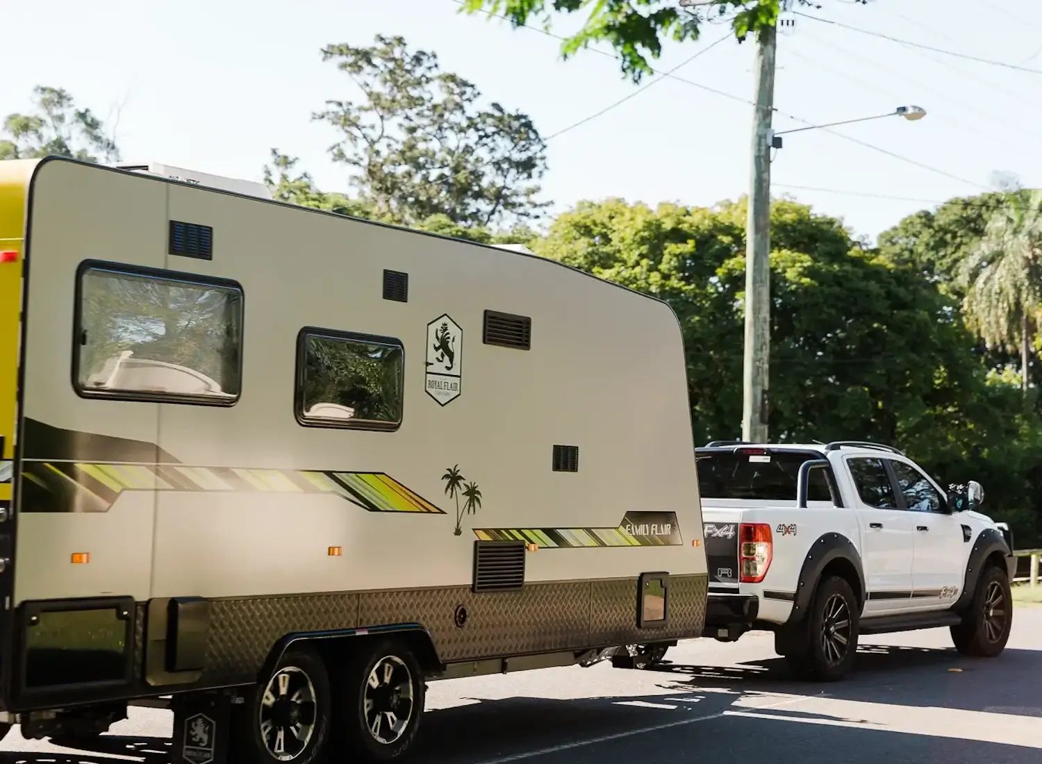 Wheel Sensei wireless trailer monitor tracking caravan wheel bearing temperature and tyre pressure